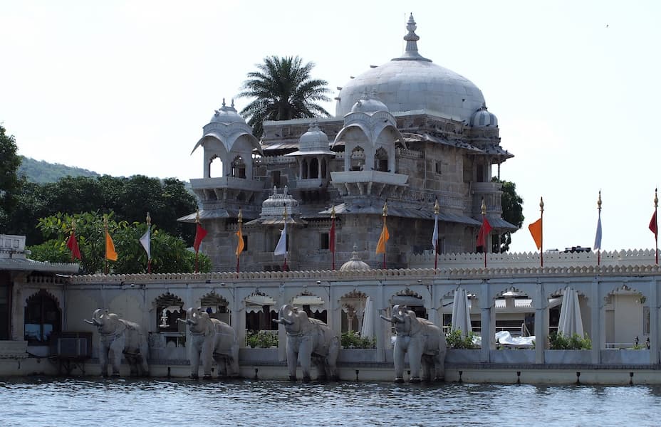 Jag Mandir, the Garden Palace on Lake Pichola, a highlight of any Udaipur boat