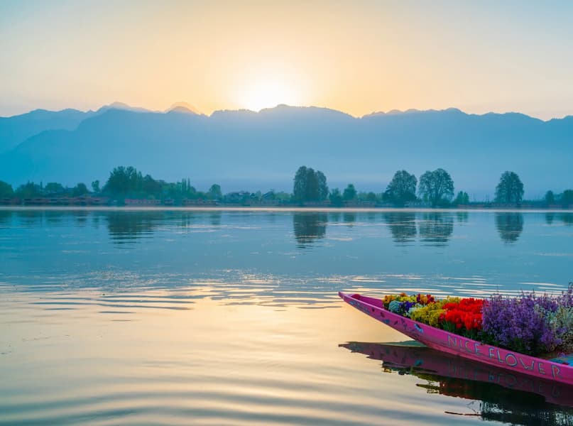 Romantic shikara ride on Dal Lake, Kashmir, a paradise-on-earth honeymoon destination