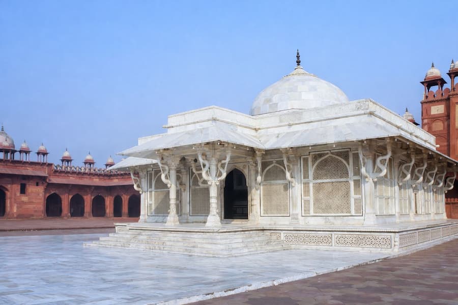 White marble Dargah of Hazrat Sheikh Salim Chishti at Fatehpur Sikri